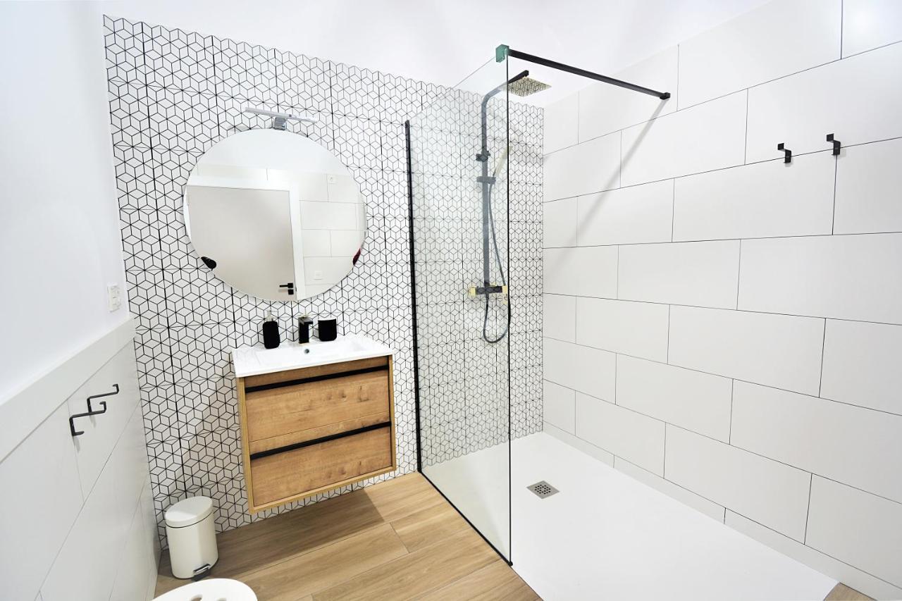 Galihost - Apartamentos Mamuela リバドゥミア エクステリア 写真